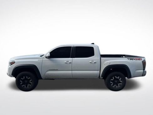 Used 2021 Toyota Tacoma TRD Off-Road image 9