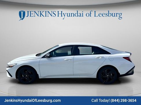 New 2026 Hyundai Elantra Sport FWD image 9