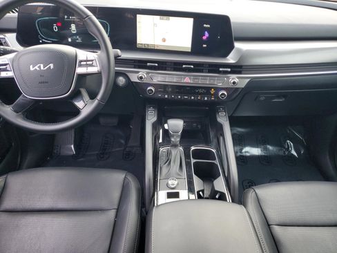 Certified 2025 Kia Telluride S image 13