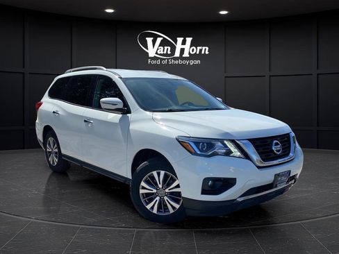 Used 2020 Nissan Pathfinder SV AWD/4WD image 1
