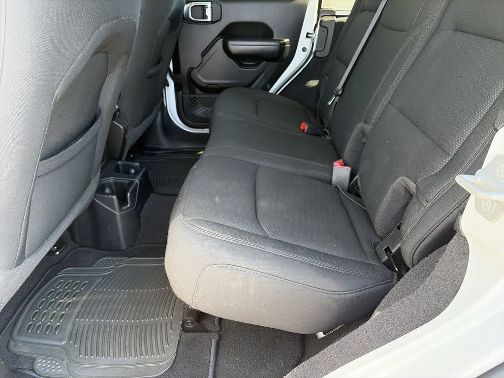 Used 2020 Jeep Wrangler Unlimited Sport S AWD/4WD image 18