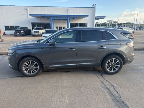 Used 2021 Lincoln Nautilus Reserve AWD/4WD image 4