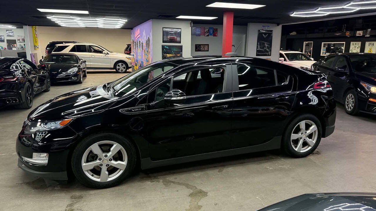 Used 2015 Chevrolet Volt FWD image 5