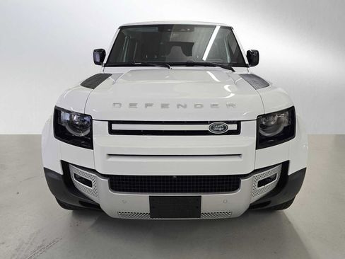 Used 2025 Land Rover Defender 130 S AWD/4WD image 8
