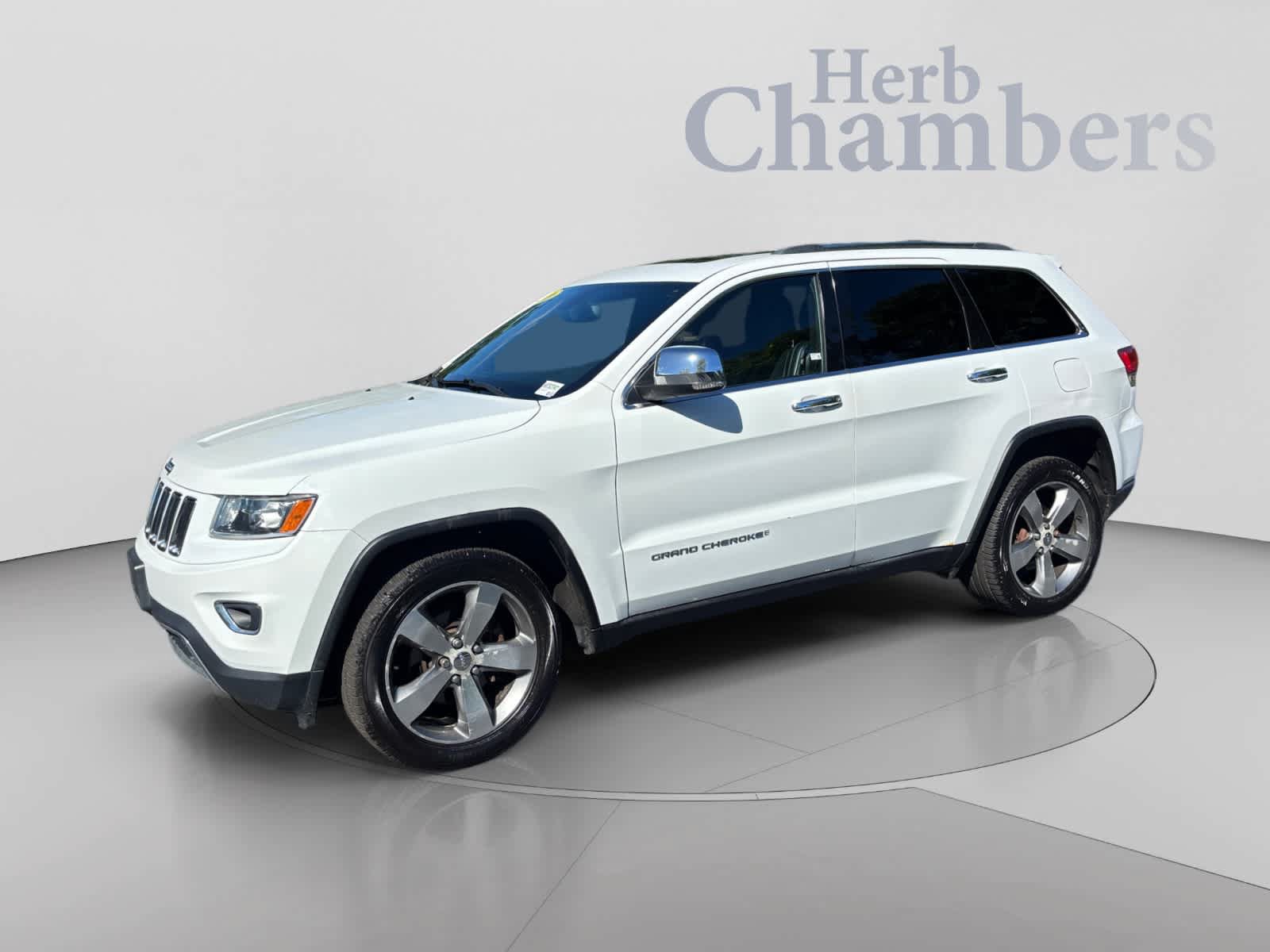Used 2014 Jeep Grand Cherokee Limited w/ Trailer Tow Group IV AWD/4WD image 4