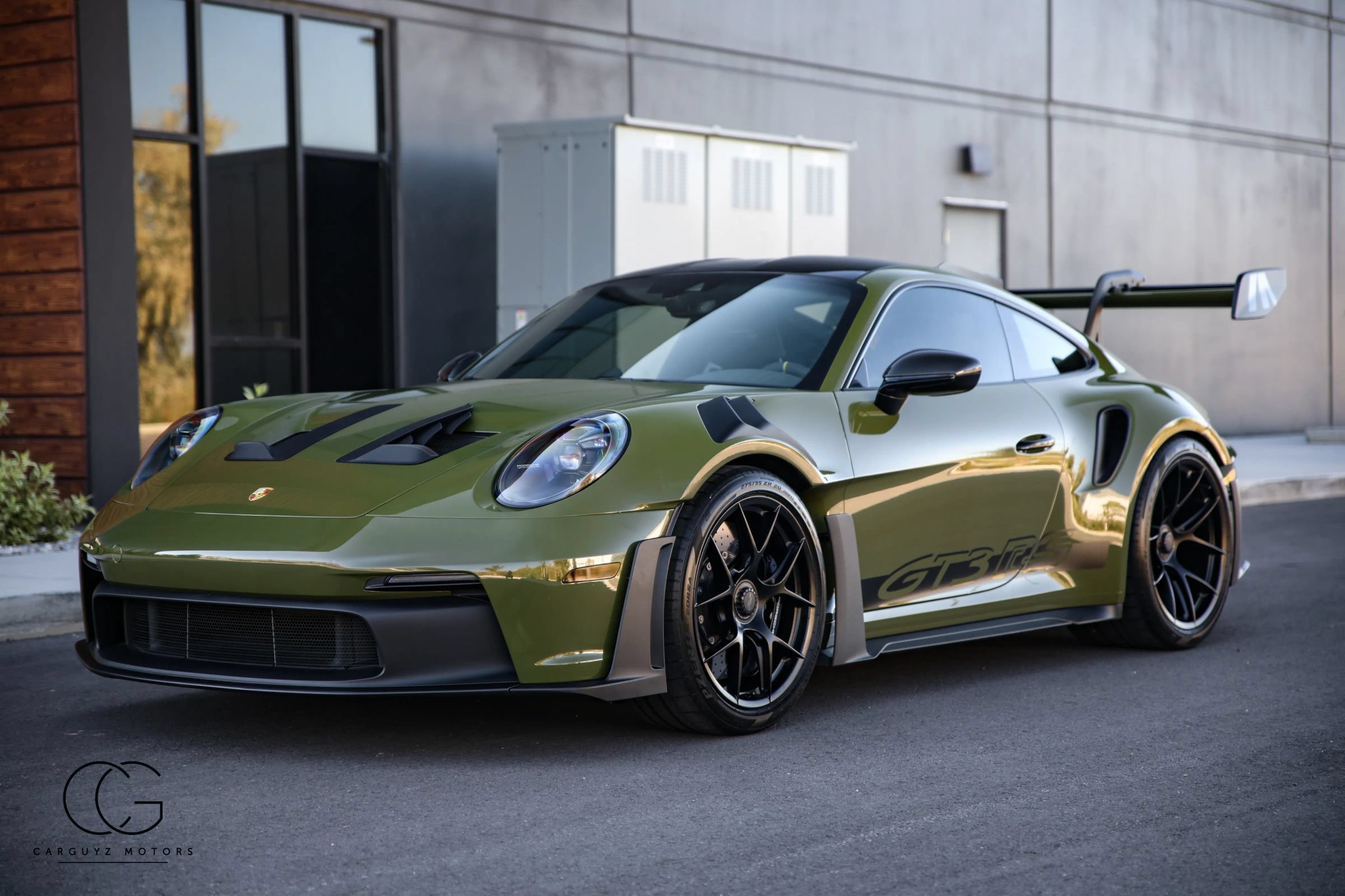 Used 2024 Porsche 911 GT3 RS RWD image 3
