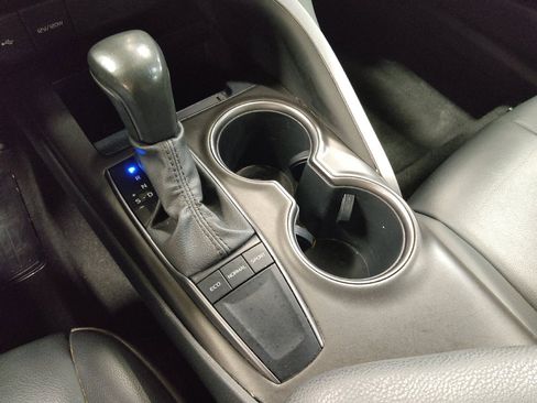 Used 2023 Toyota Camry SE FWD image 26