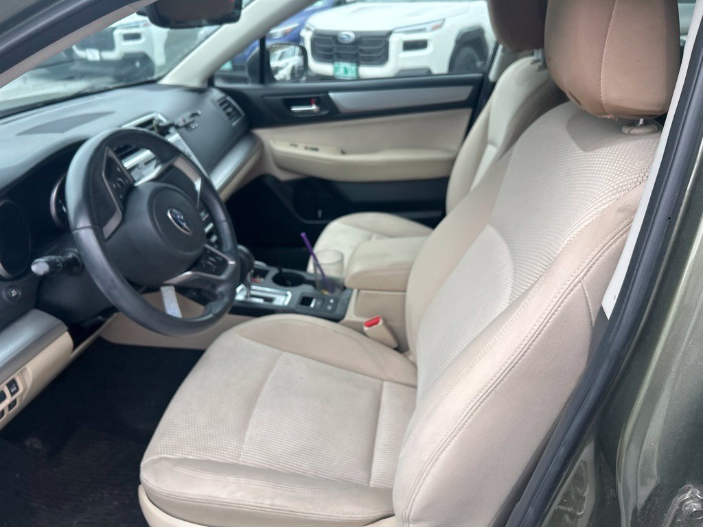 Used 2018 Subaru Outback 2.5i Premium AWD/4WD image 10