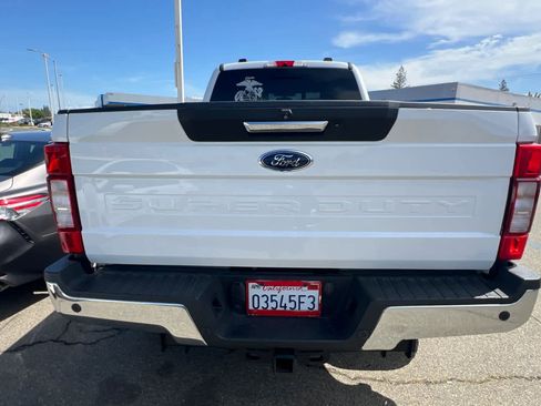 Used 2021 Ford F250 Lariat w/ Lariat Value Package AWD/4WD image 5