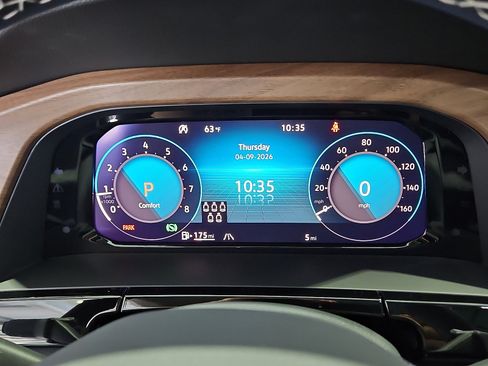 New 2026 Volkswagen Atlas SE FWD image 21