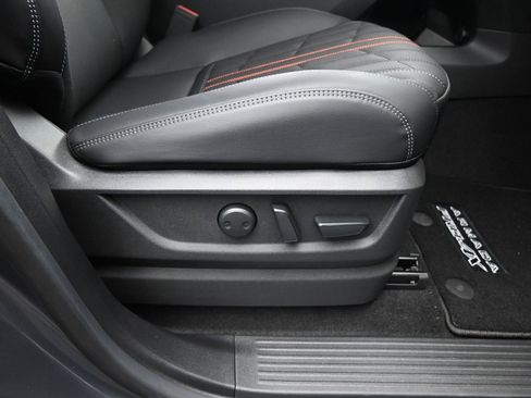 New 2025 Nissan Armada PRO-4X image 16