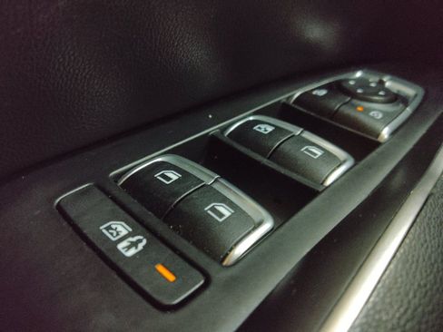 Used 2022 Kia Sorento S AWD/4WD image 27