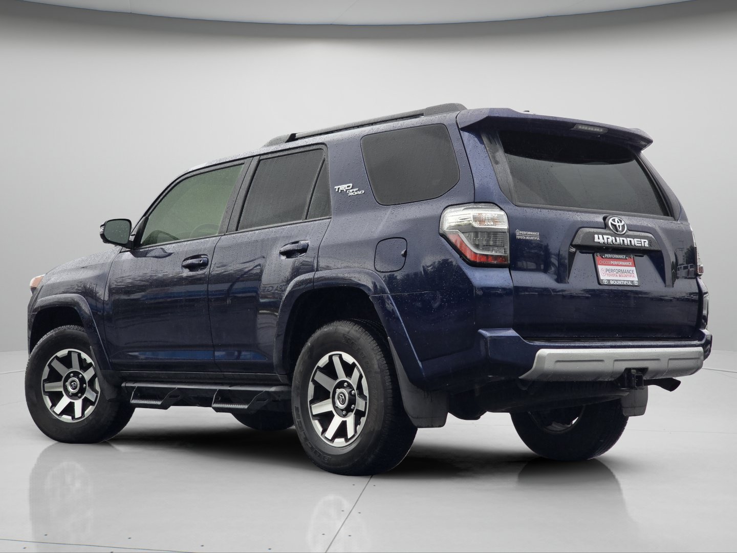 Used 2024 Toyota 4Runner TRD Off-Road Premium w/ Moonroof Package AWD/4WD image 25