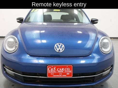 Used 2012 Volkswagen Beetle Turbo FWD image 2