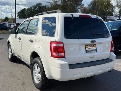 Used 2010 Ford Escape XLT image 7