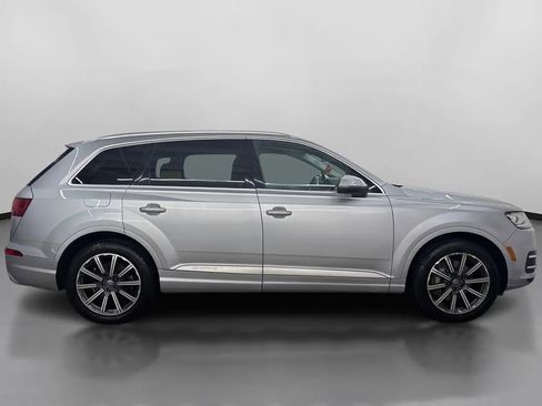 Used 2017 Audi Q7 3.0T Premium Plus w/ Premium Plus Package image 11
