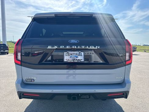 New 2026 Ford Expedition Max Active AWD/4WD image 5