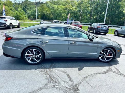 Used 2021 Hyundai Sonata SEL Plus w/ Preferred Accessory Package image 7