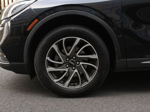 Used 2020 Lincoln Corsair AWD w/ Equipment Group 101A image 10