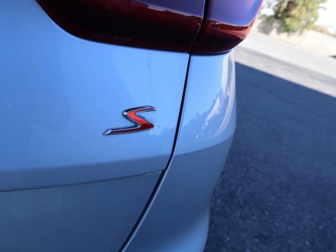 Used 2020 Kia Sportage S image 20