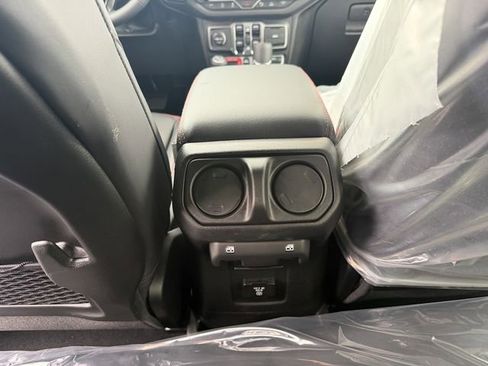 New 2026 Jeep Wrangler Unlimited Rubicon AWD/4WD image 25