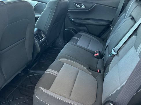 Used 2024 Chevrolet Blazer LT w/ Convenience Package FWD image 12