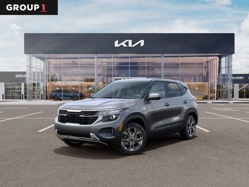 New 2026 Kia Seltos LX FWD image 1