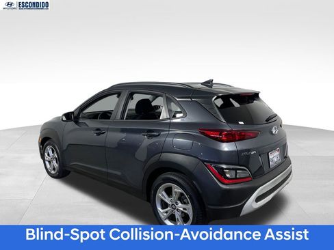 Used 2022 Hyundai Kona SEL image 3