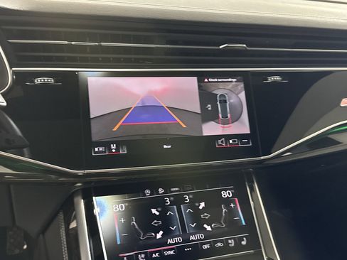 Used 2025 Audi Q8 Premium Plus w/ Premium Plus Package image 12