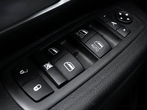 Used 2021 RAM 1500 Lone Star image 14