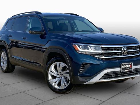 Used 2023 Volkswagen Atlas SE FWD image 3