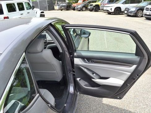Used 2019 Honda Accord EX-L image 37
