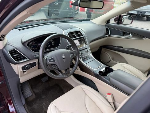 Used 2017 Lincoln MKX Reserve w/ Lincoln MKX Climate Package AWD/4WD image 17