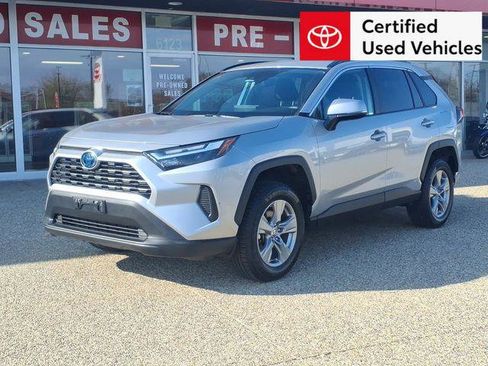 Certified 2024 Toyota RAV4 XLE AWD/4WD image 1