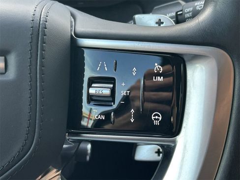 Used 2023 Land Rover Range Rover SE image 43