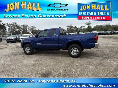 Used 2023 Toyota Tacoma SR5 image 6