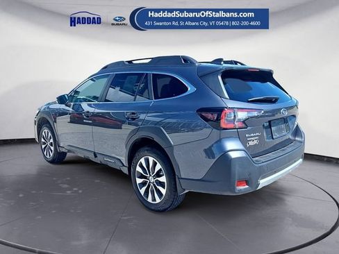 Certified 2025 Subaru Outback Limited AWD/4WD image 3