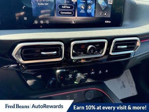 New 2026 Nissan Sentra SR w/ Floor Mat Package FWD image 20