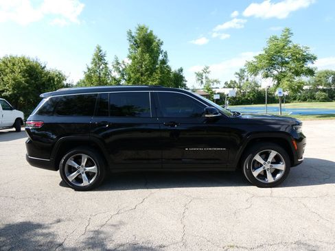 Used 2021 Jeep Grand Cherokee L Limited w/ Luxury Tech Group II AWD/4WD image 4