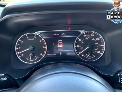 Used 2024 Nissan Rogue SV image 19