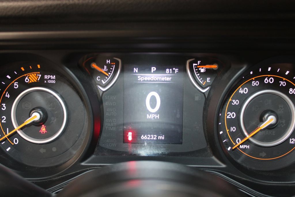 Used 2024 Jeep Wrangler Unlimited Sport AWD/4WD image 32
