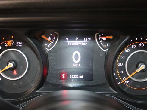 Used 2024 Jeep Wrangler Unlimited Sport AWD/4WD image 32
