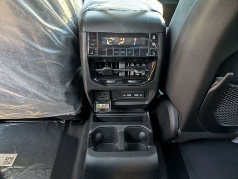 New 2026 Jeep Grand Cherokee L Limited image 15