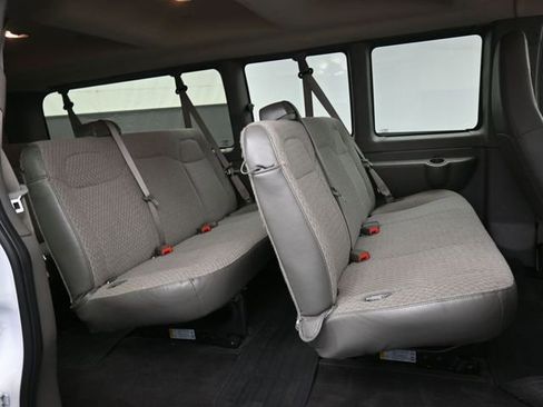 New 2025 Chevrolet Express 3500 LT w/ LT Preferred Equipment Group RWD image 9