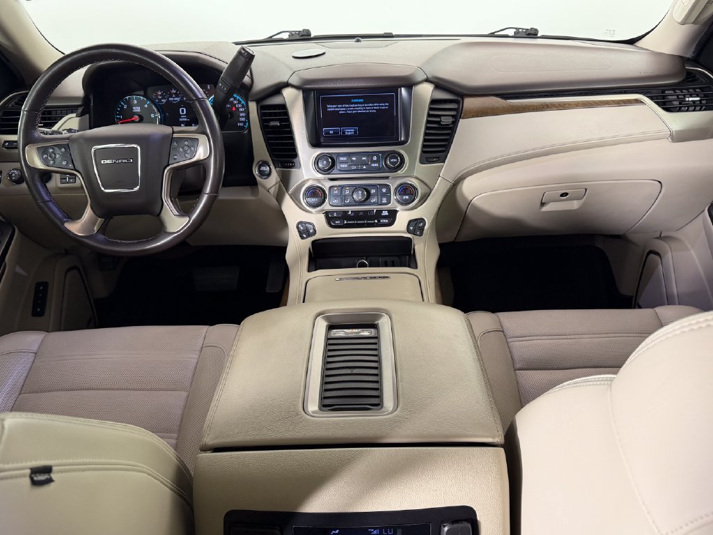 Used 2019 GMC Yukon XL Denali w/ Denali Ultimate Package AWD/4WD image 27