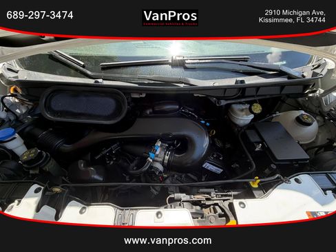 Used 2017 Ford Transit 250 130 Medium Roof RWD image 15