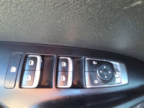 Used 2022 Kia K5 GT-Line image 23