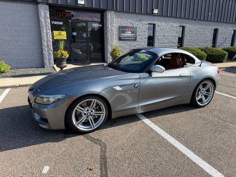Used 2011 BMW Z4 sDrive35is RWD image 41