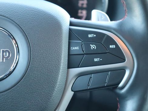 Used 2019 Jeep Grand Cherokee Trailhawk image 12