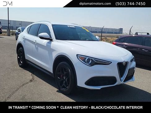 Used 2019 Alfa Romeo Stelvio RWD image 3